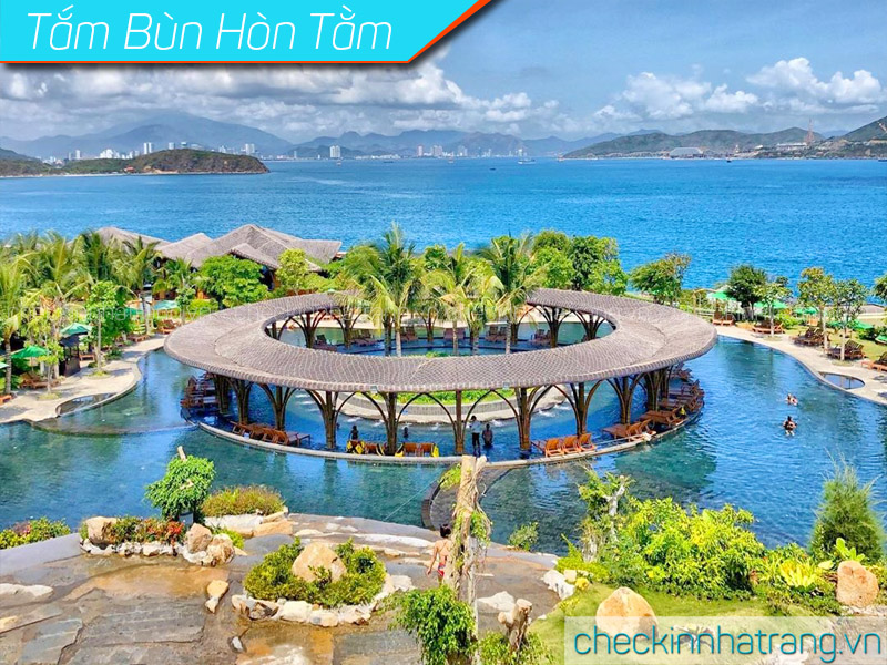 Tắm bùn Hòn Tằm