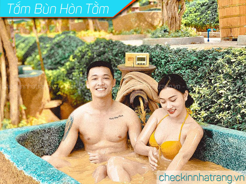 Tắm bùn Hòn Tằm
