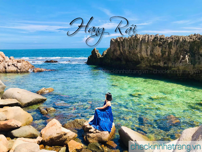 Vịnh Vĩnh Hy ở đâu? Điểm đến đẹp mê hồn gần Nha Trang - Checkin Nha Trang